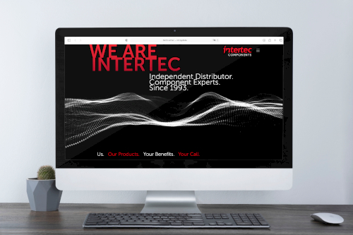Intertec Components Website Design auf einem Desktop von der typneun Werbeagentur in Freising